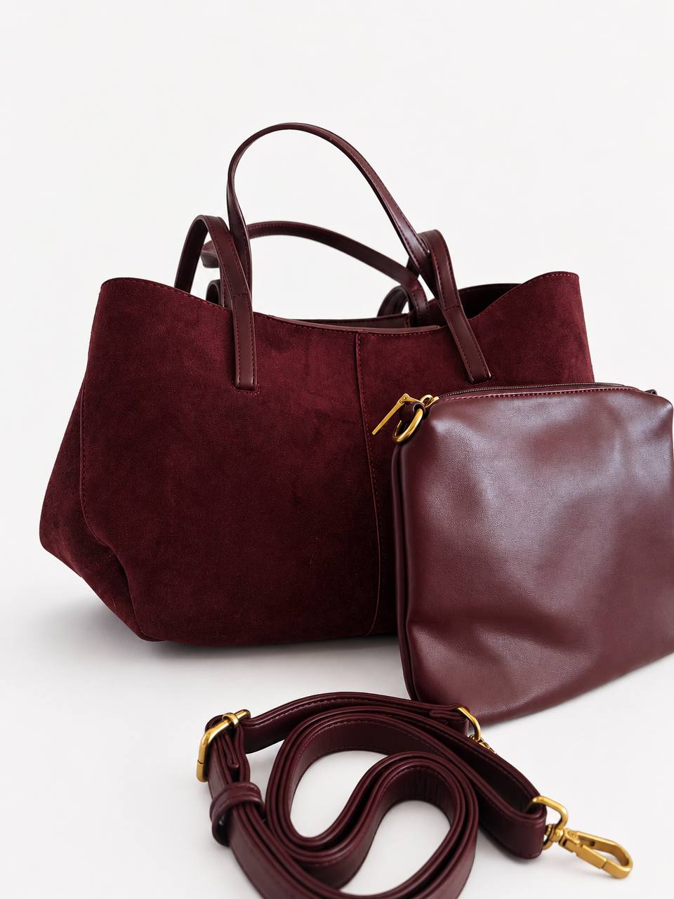 Bolso Burdeos Elegante con Neceser Interior